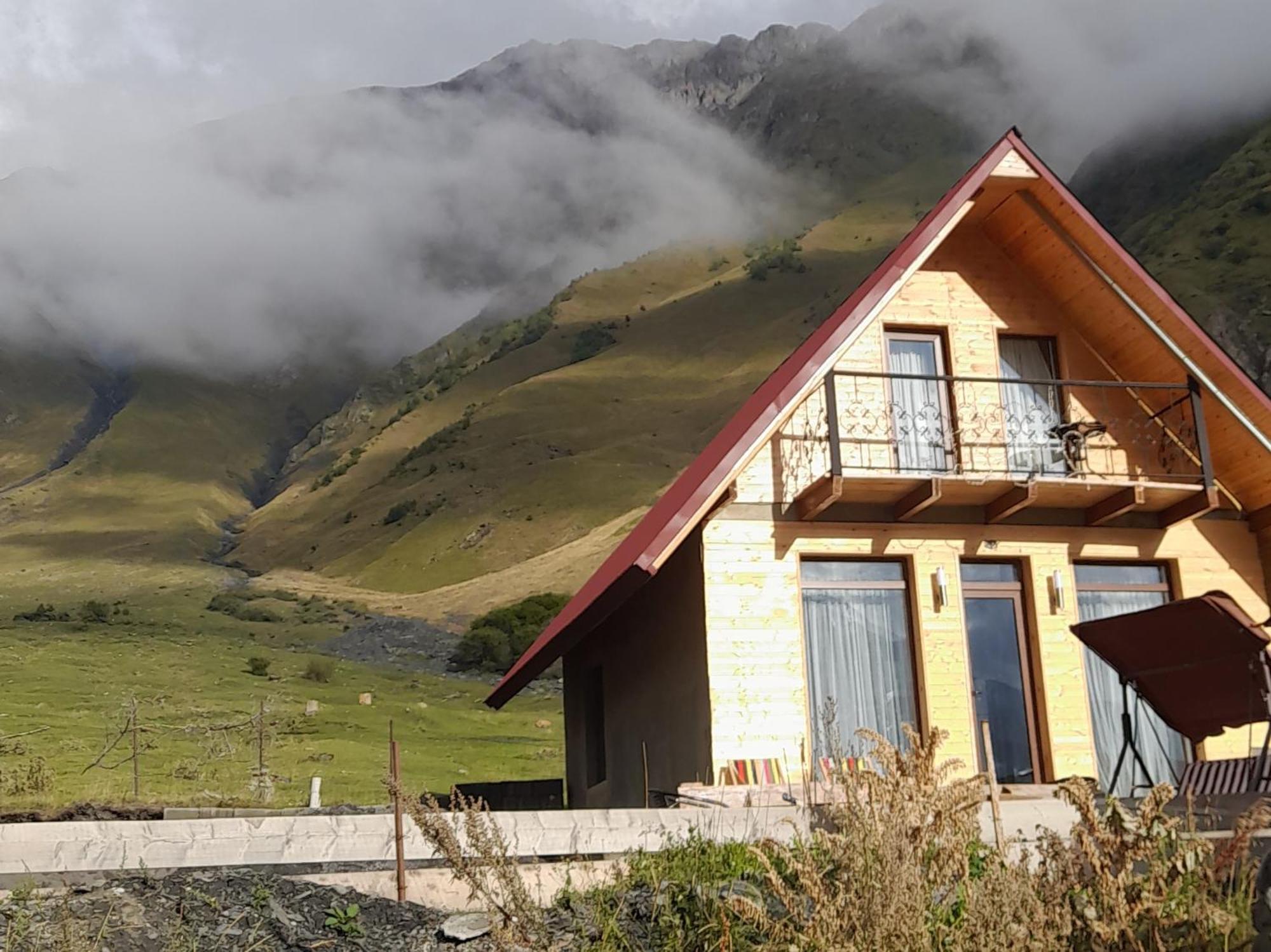 Mountain Flower Cottage Kazbegi Oda fotoğraf